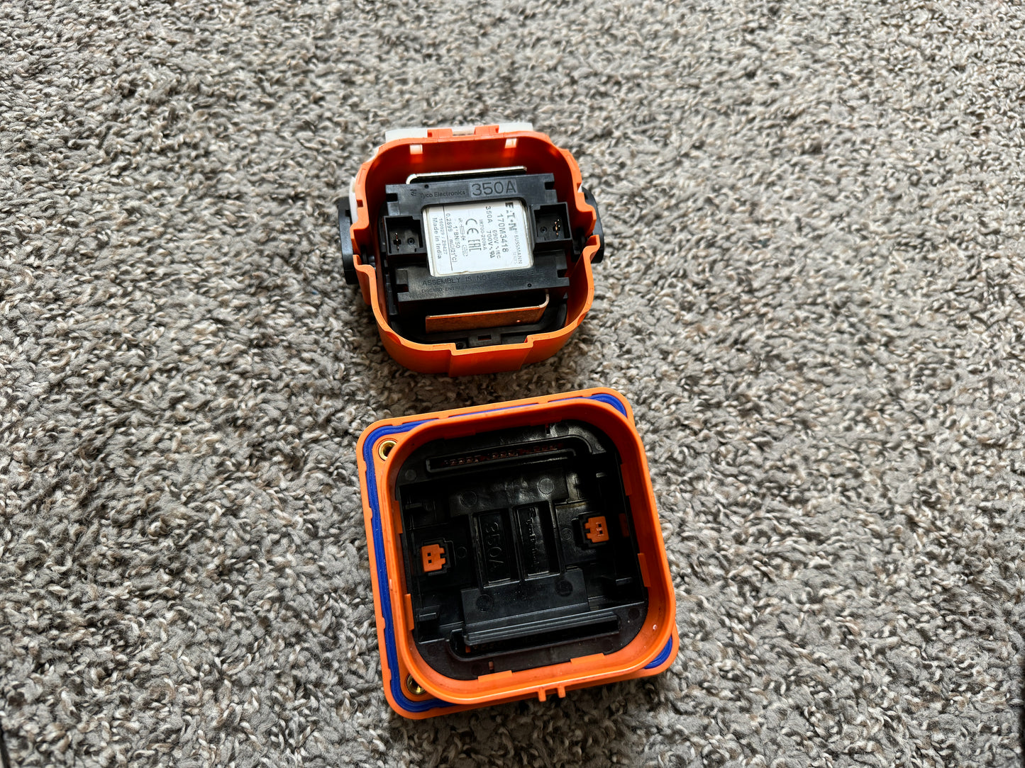 Tyco electronics Fused Disconnect PA66-GF33 700v 350A